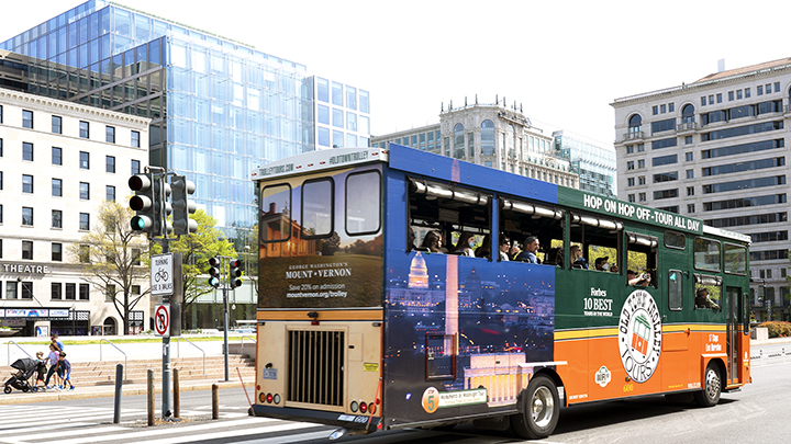 D.C. Hop On-Hop Off All Day Tour Bus